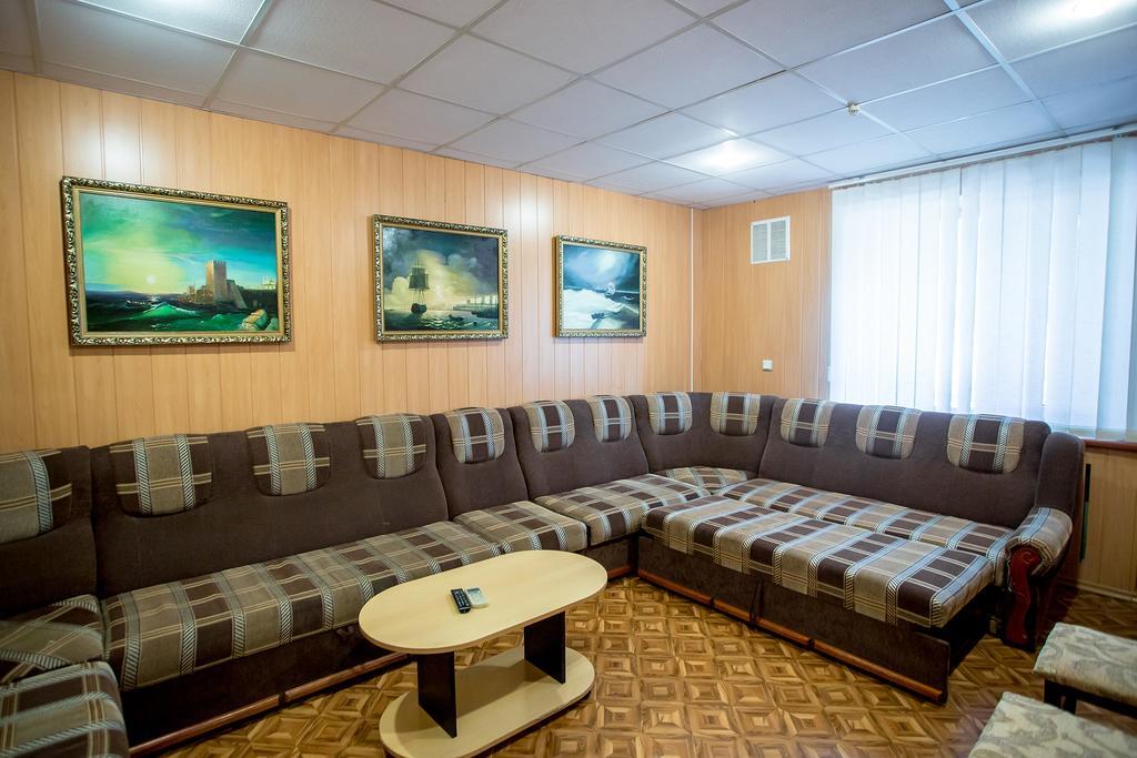 Premium Hotel Izmaïl Extérieur photo