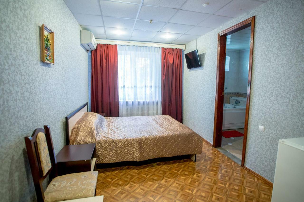 Premium Hotel Izmaïl Extérieur photo