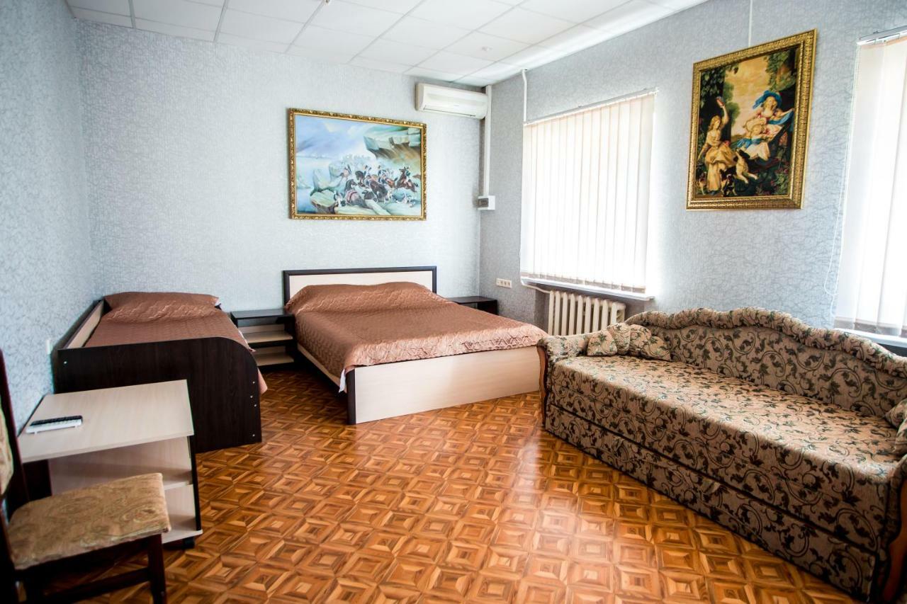 Premium Hotel Izmaïl Extérieur photo